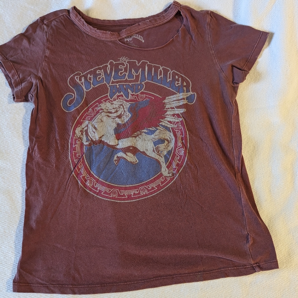 Graphic band tee